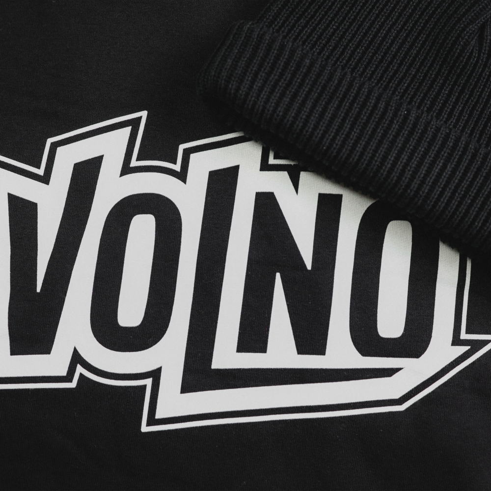 VOLNO ROBIN HOOD. Czarna bluza oversize. Streetwear w stylu pit lane. - VOLNO