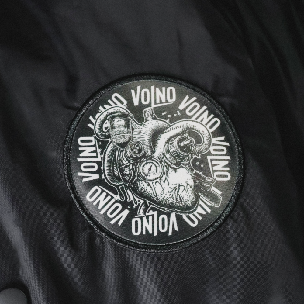 VOLNO BLACKJACK. Czarna kurtka bomber streetwear. Idealna na night drive. - VOLNO