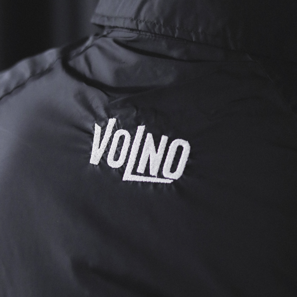 VOLNO BLACKJACK. Czarna kurtka bomber streetwear. Idealna na night drive. - VOLNO