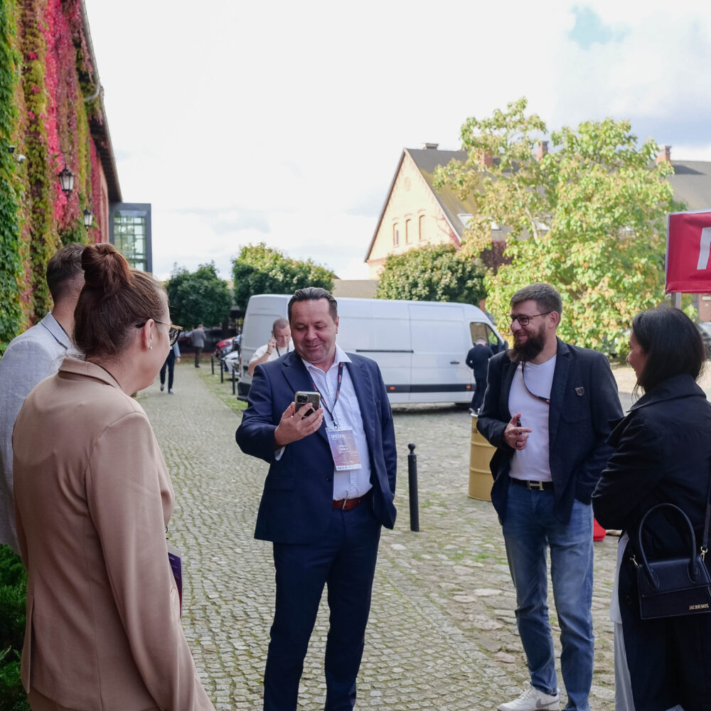 Foto 6 - Konferencja SPECTRALIZM - NOVOL