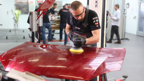 Ile kosztuje korekta lakieru? - NOVOL