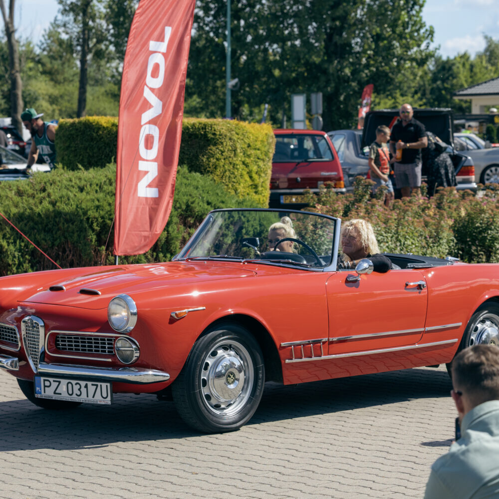Foto 2 - IV edycja Oldtimer & Youngtimer Fest! - NOVOL